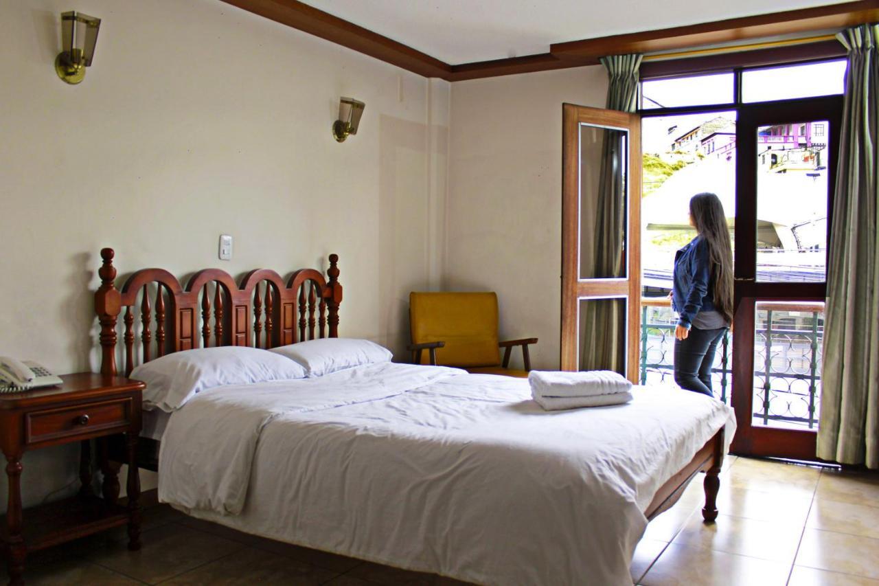 Hotel Cumanda Alfaro Exterior foto